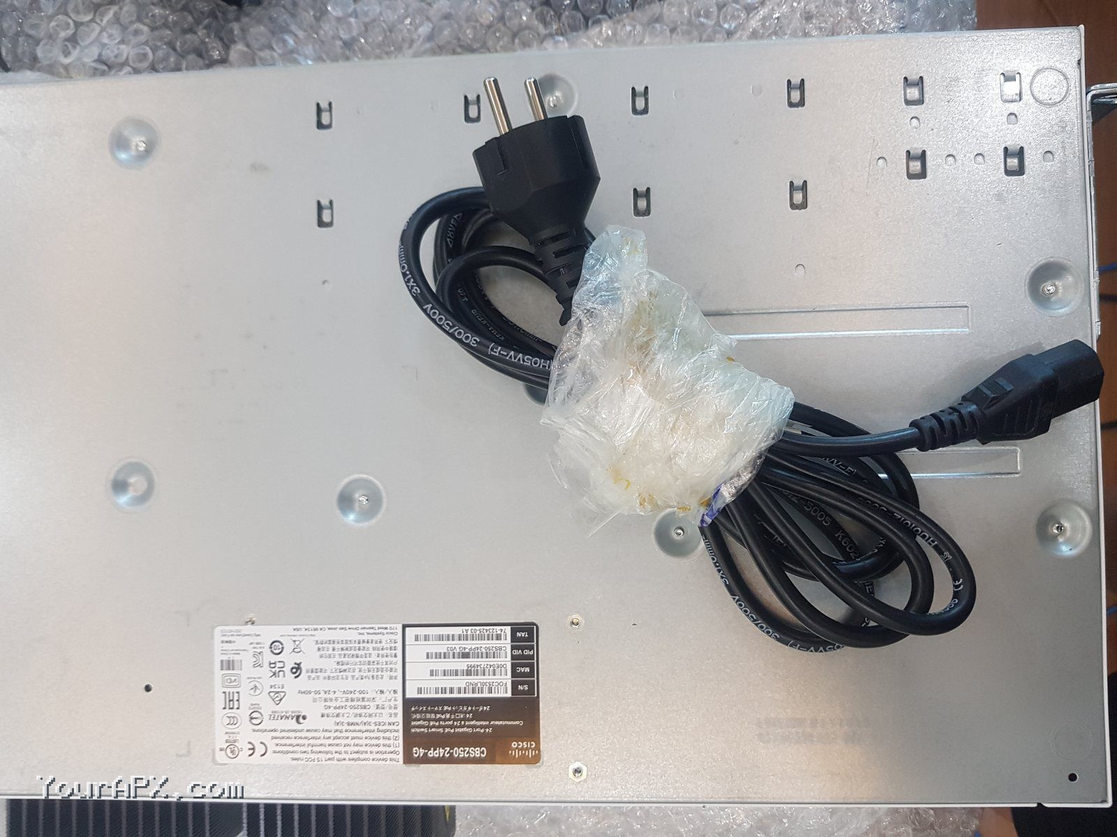 Cisco CBS250-24PP-4G được tiếp nhận kiểm tra tại APX