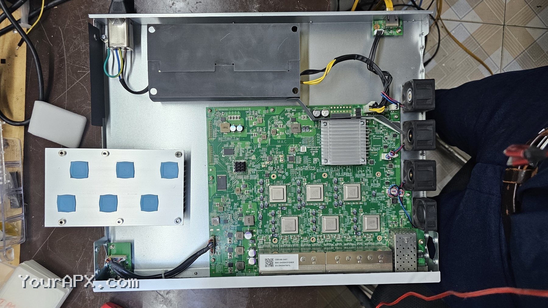 Kiểm tra phần cứng Cisco CBS350-24XT