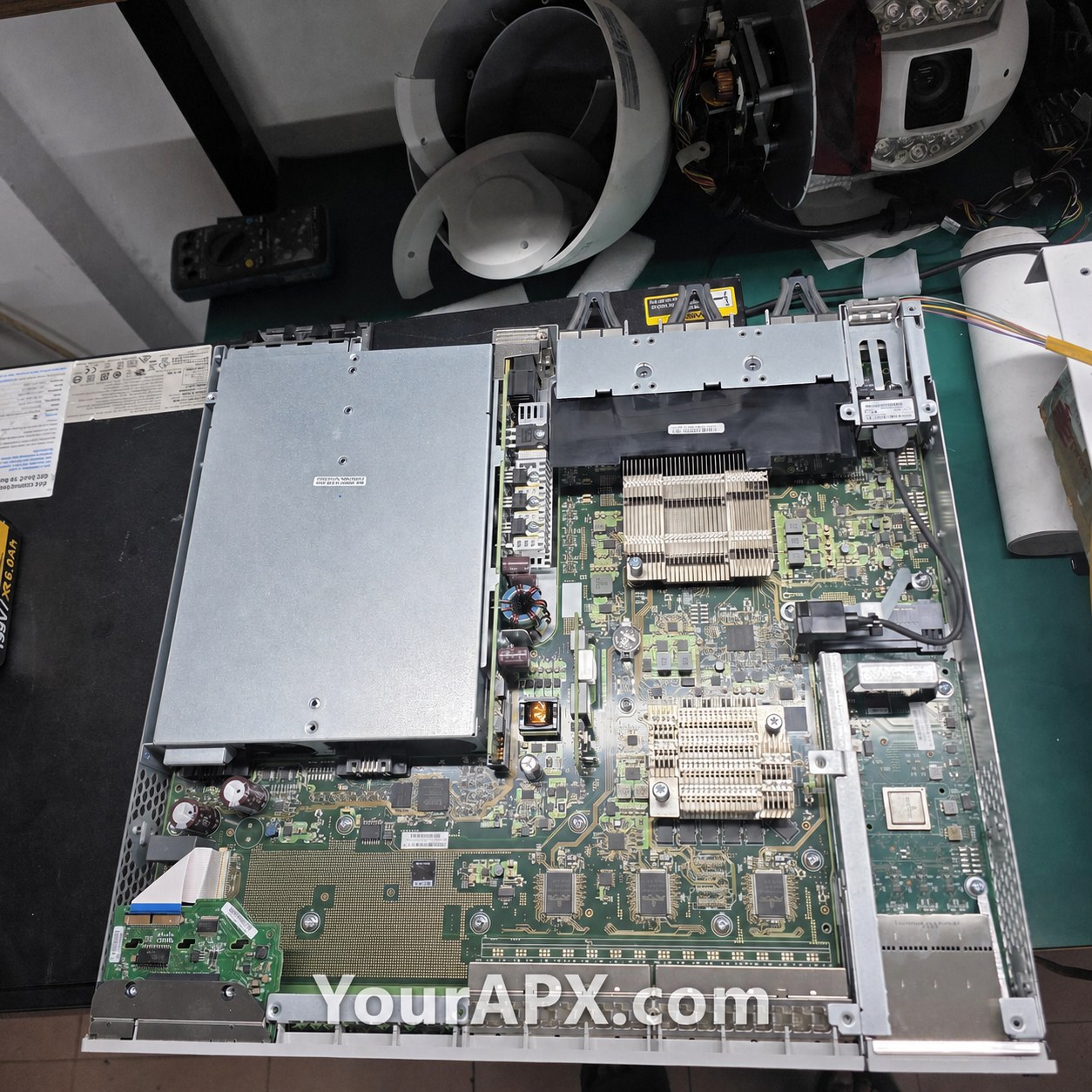 Mainboard switch Cisco Catalyst C9300-24T-A