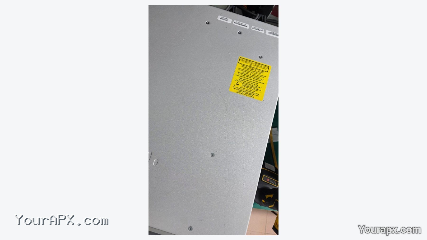 sửa switch Cisco C9300-24T-A V03 - hình ảnh tổng quan