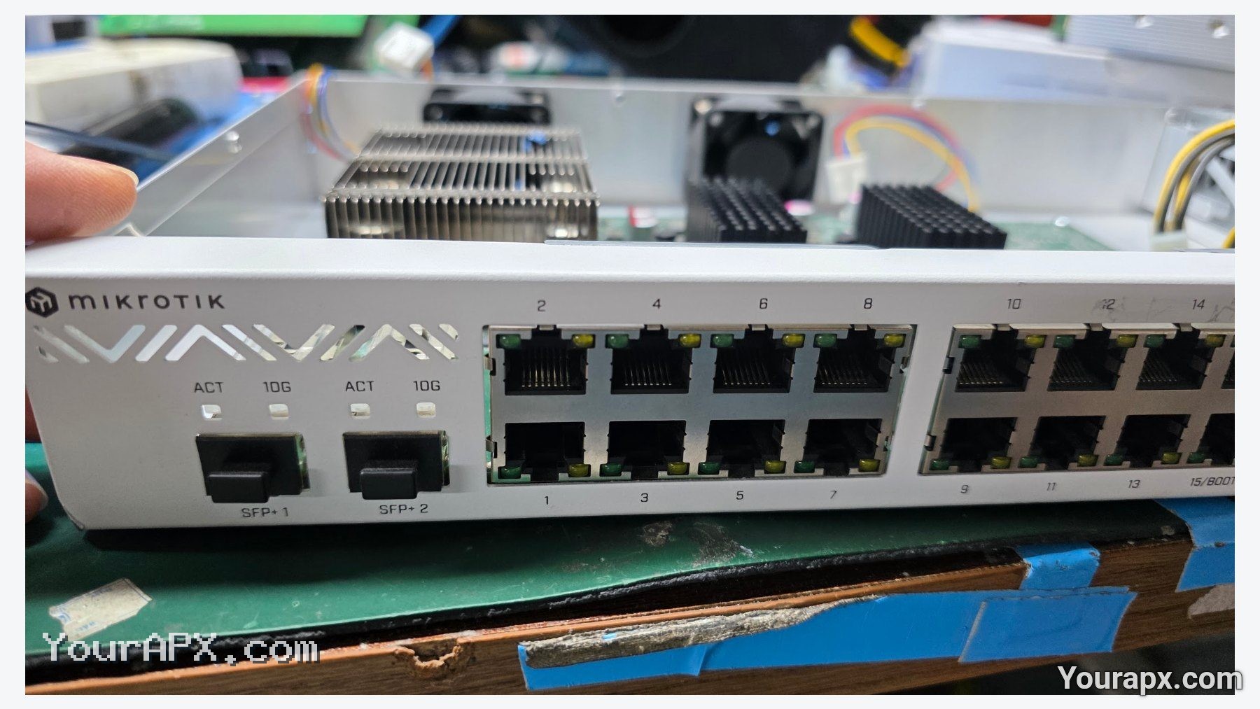 sửa router MikroTik CCR2004-16G-2S+ - ảnh 1